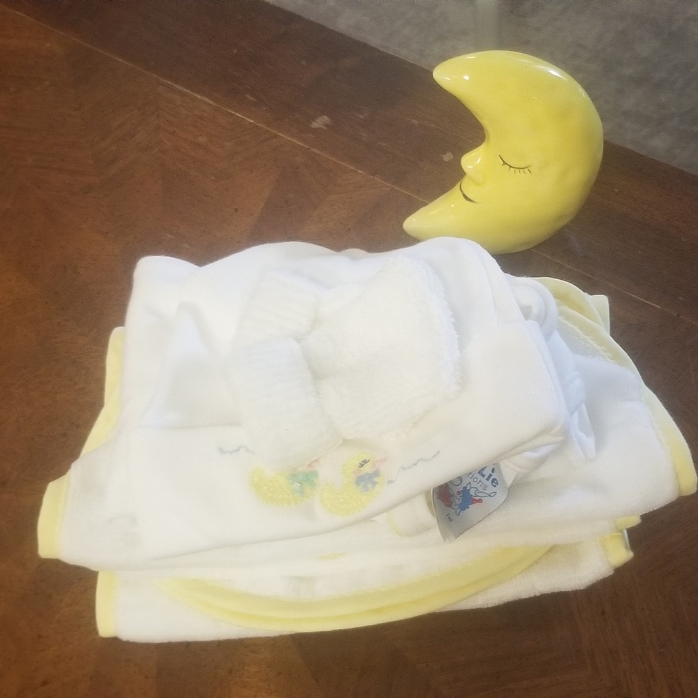 SALE*Infant items! - Picture 2 of 3